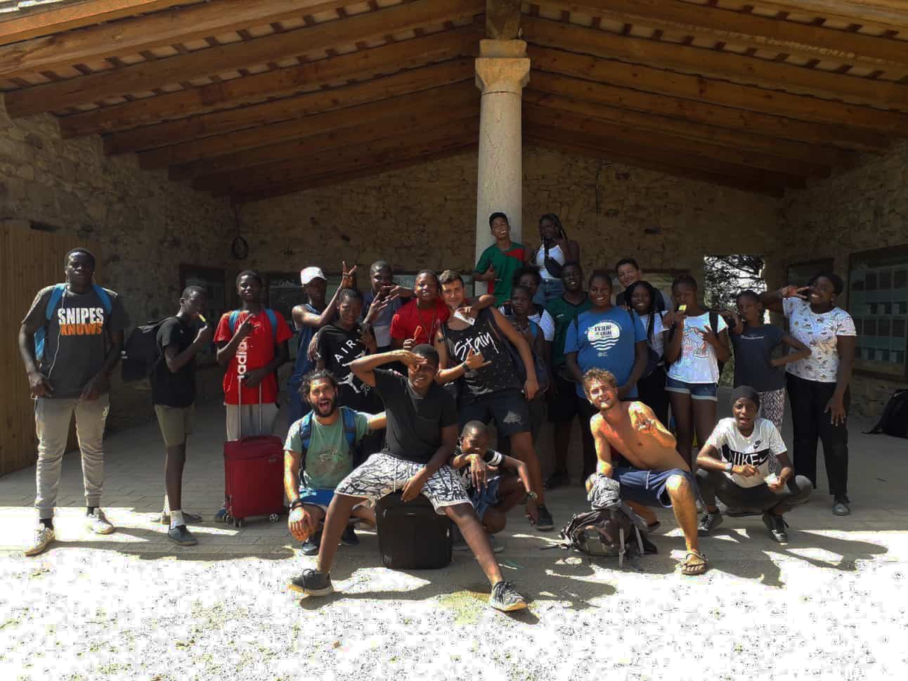 Adolescents de COA de Salt gaudeix d'unes dies de colònies a Celrà.